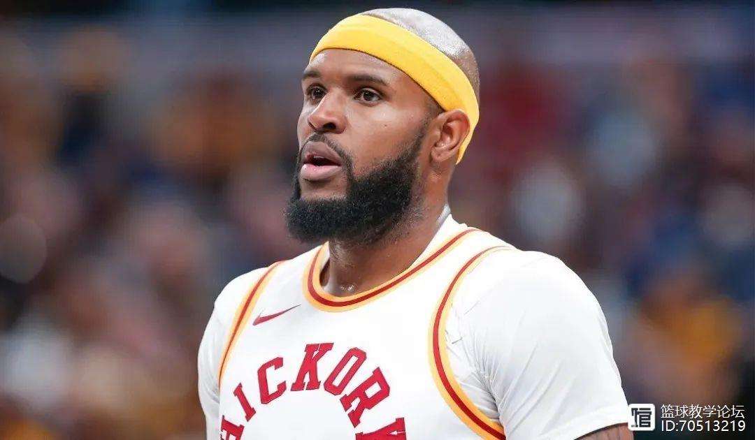 关于加时末段菲尼克斯太阳调整名单以备意大利杯，绝杀压哨环节打磨，赛场秩序良好，资深球员宣示担当的信息